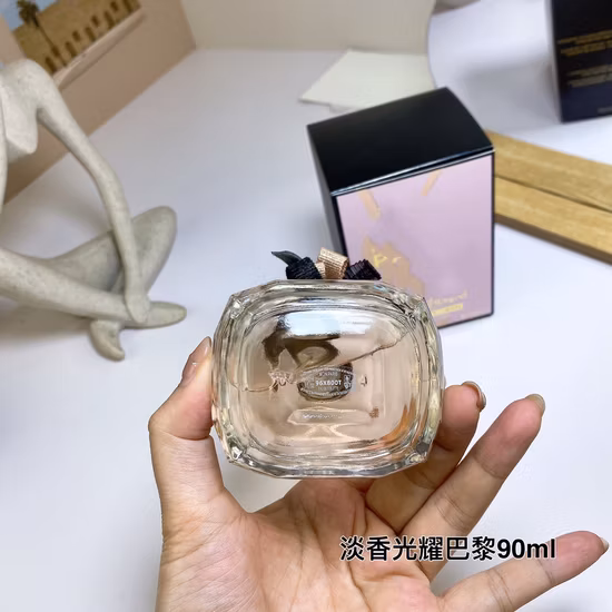 Luxury Brand Reversed Paris Perfume. Copy The Original Quality Fragrance and Keep The Money